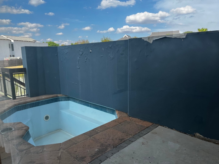 3 Bedroom Property for Sale in The Islands Estates North West
